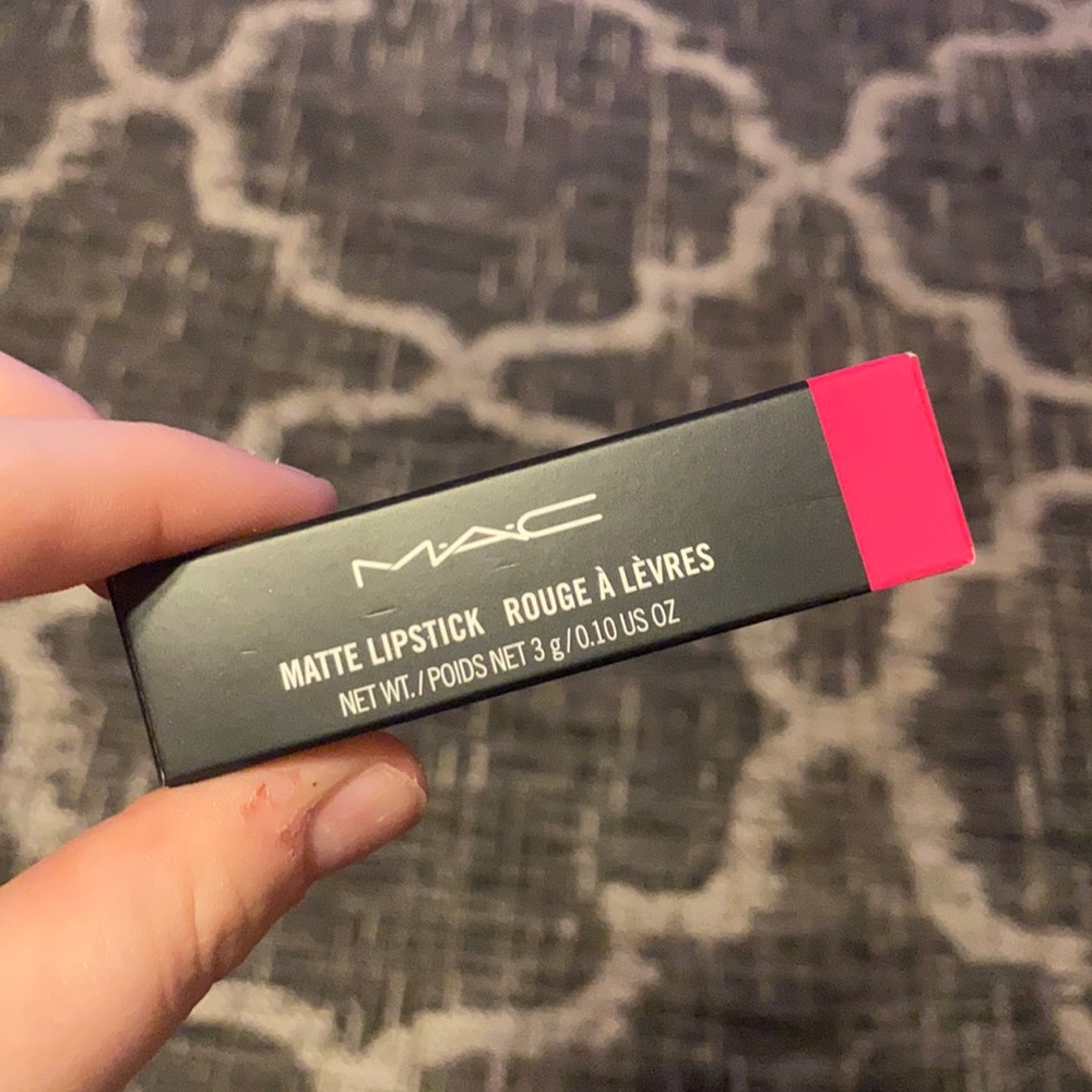 brand new MAC lipstick - candy yumyum
